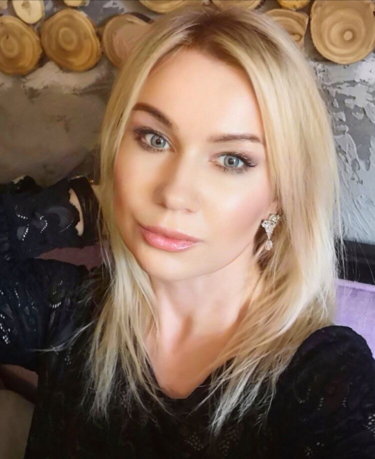 ���� 29103698 ������� Julia, 44 ����, ���� ���������� � ������