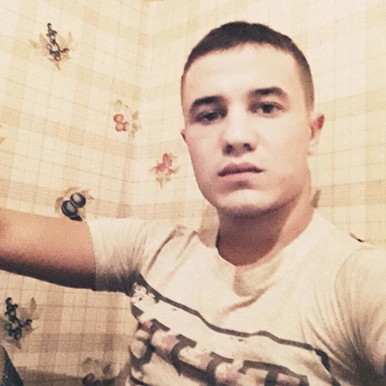  ,   Radu, 27 ,   ,   