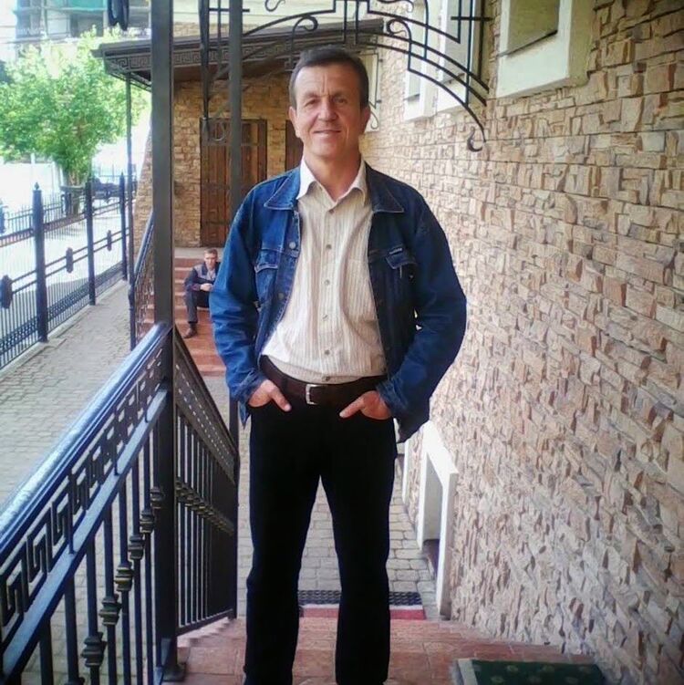  ,   Yuri, 66 ,     , c 