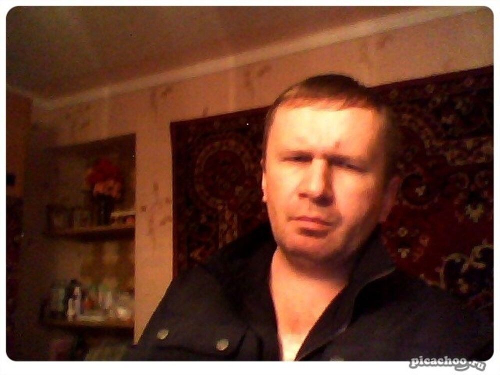  8854988  Vladimir, 49 ,    