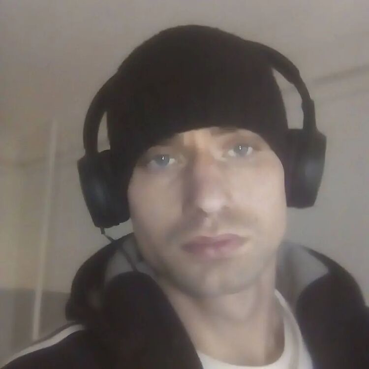  43324658  , 31 ,    -