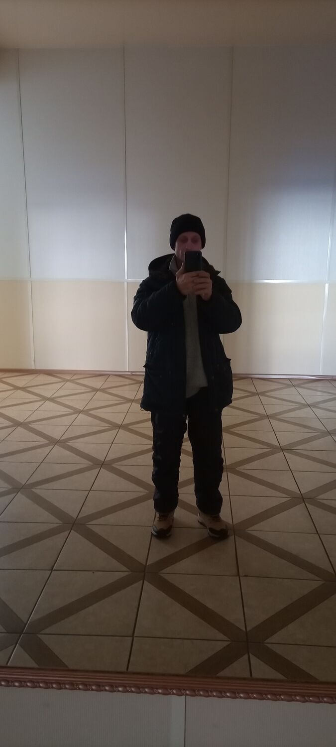  31773688  , 54 ,    