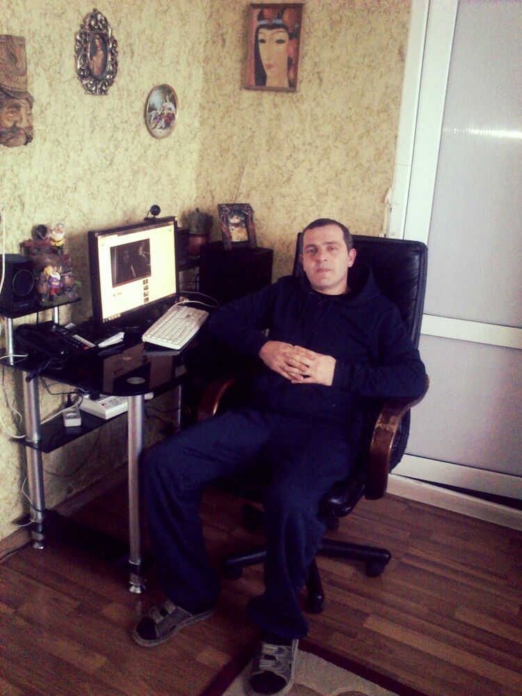  4170388  Aleko, 41 ,    