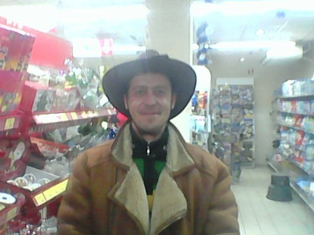 ,   Sergei, 48 ,   ,   , c 