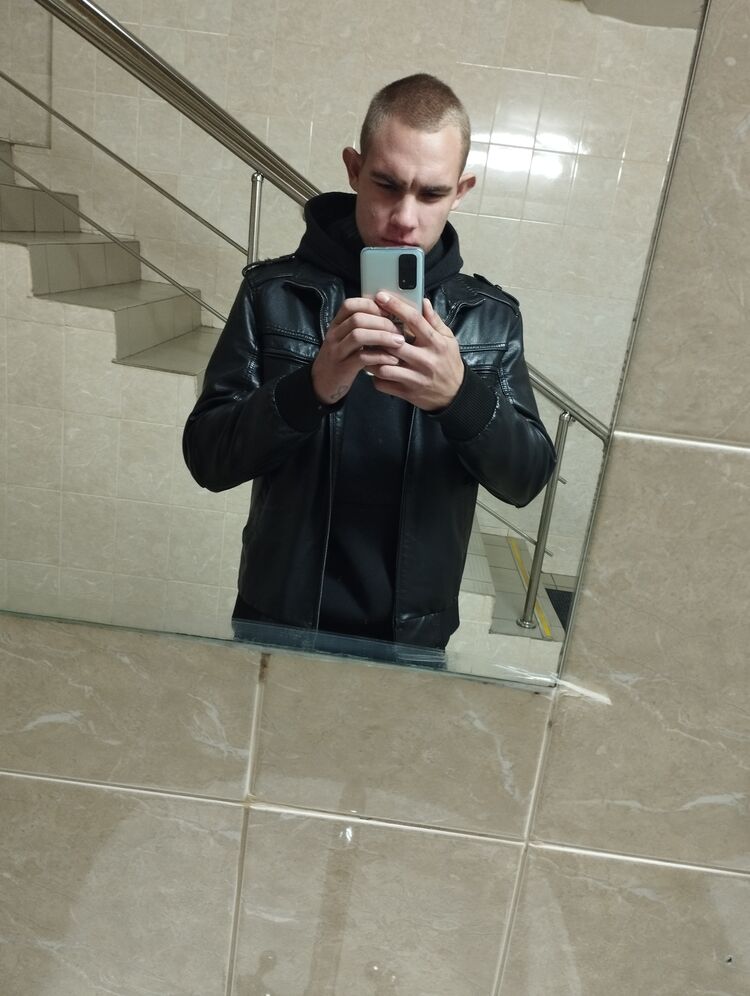  30460528  , 22 ,    
