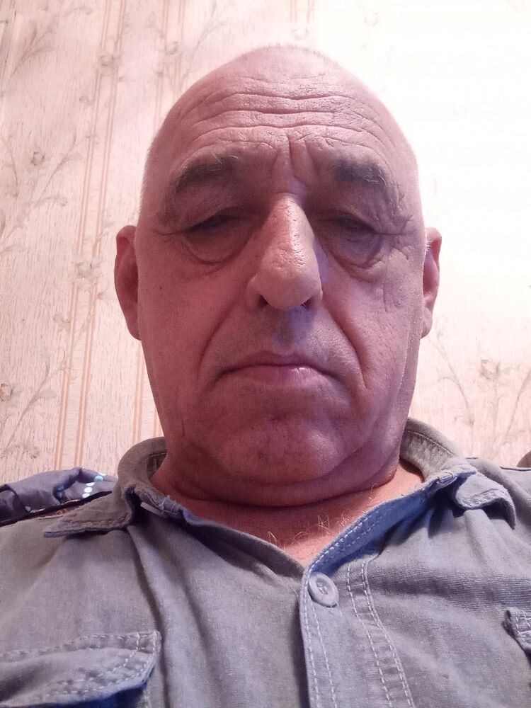  42277498  , 58 ,    