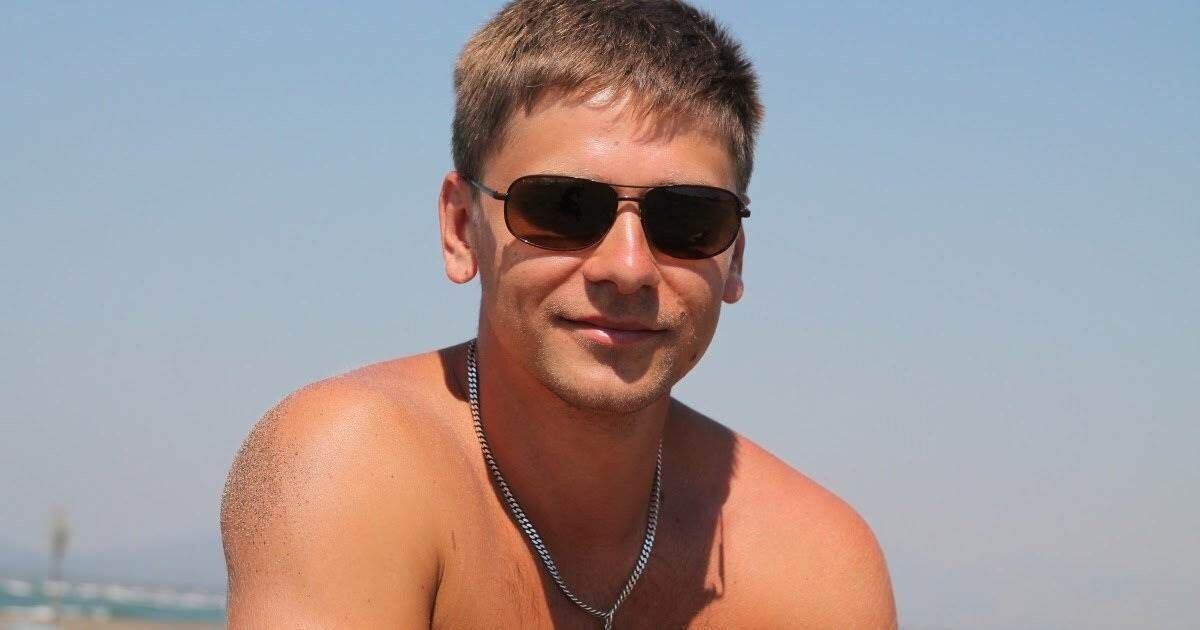  44162708  , 34 ,    