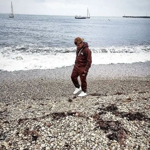  ,   Xurshid, 22 ,   ,   