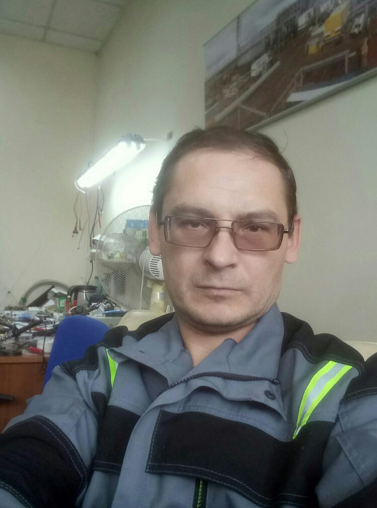  48467338  , 46 ,    