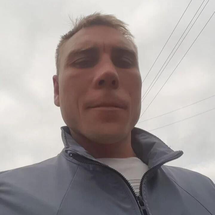  35873348  , 37 ,    