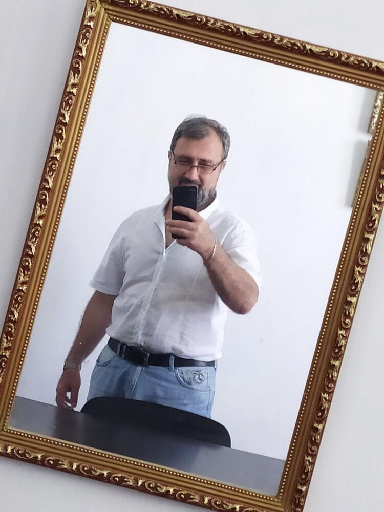  53268028  , 51 ,    