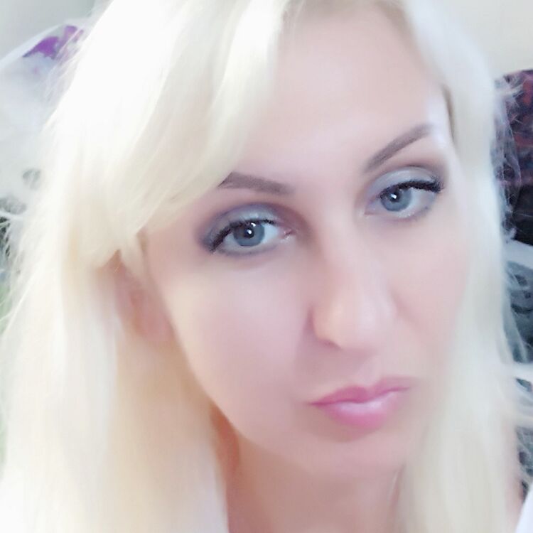  19692278  Irena, 48 ,    