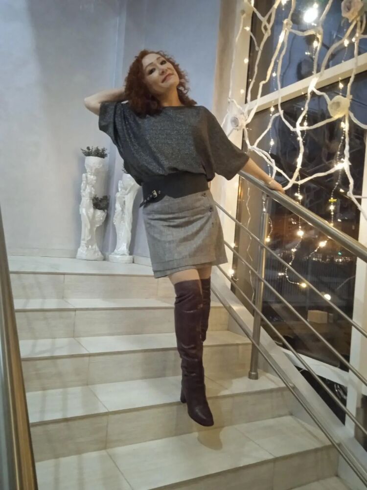  ,   Marina, 53 ,   ,   , c 