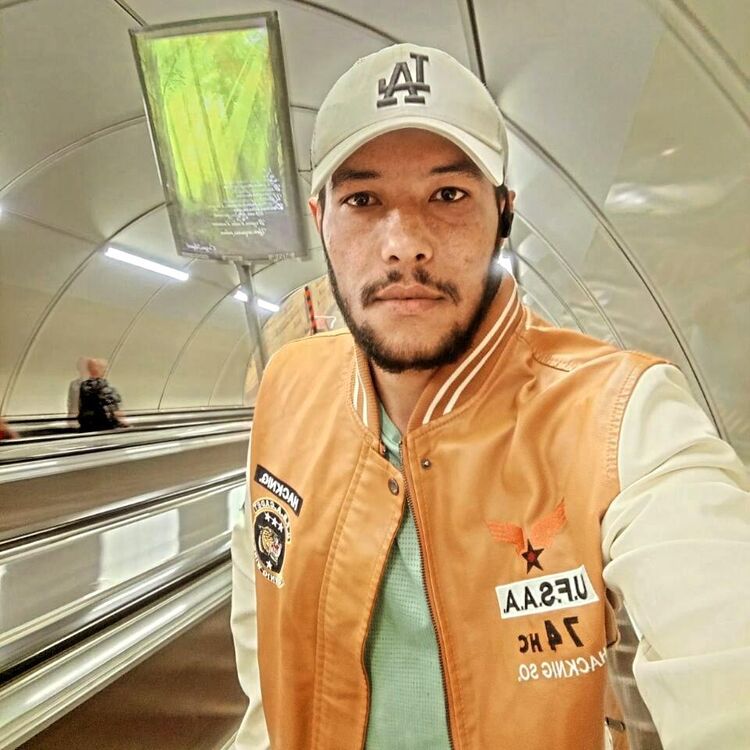  45050278  , 28 ,    -