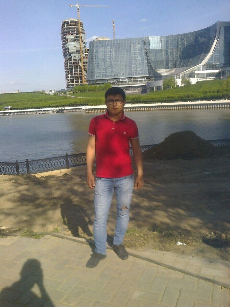  21631458  Lazizbek, 36 ,    