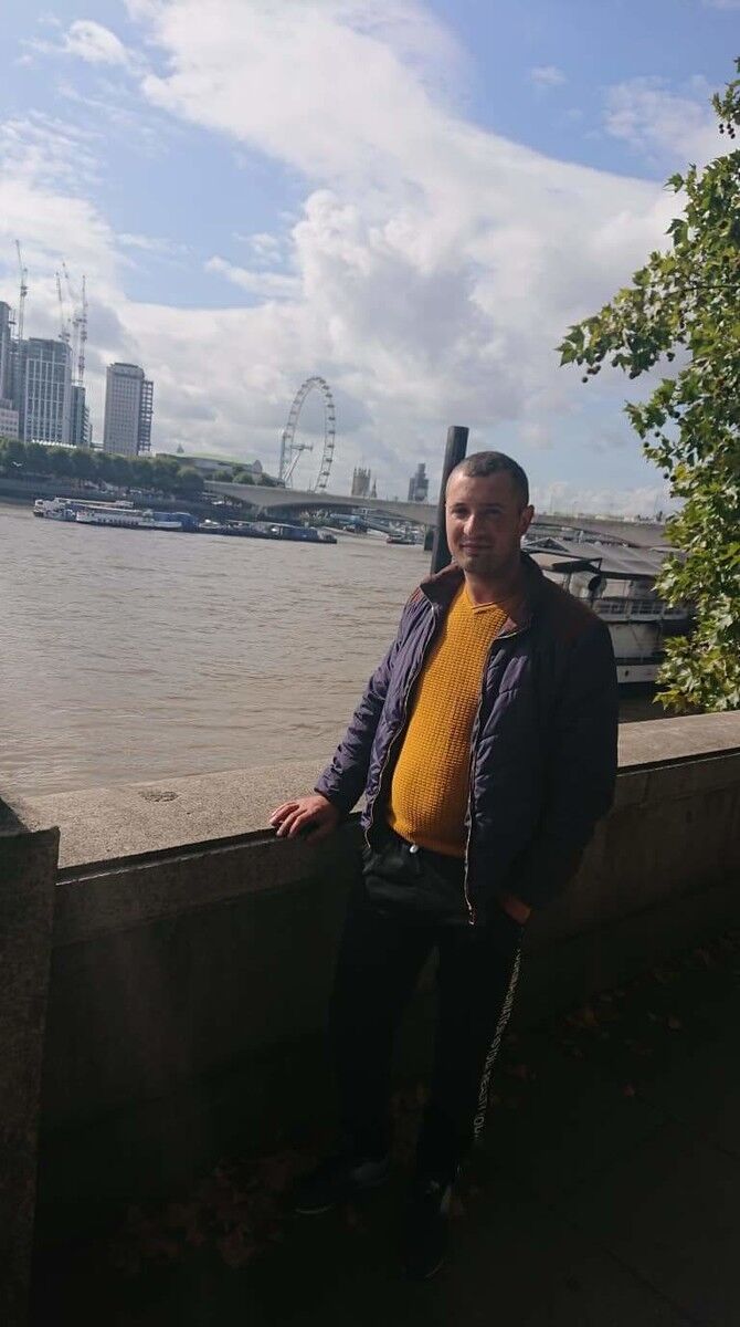  17814978  Nicolae, 39 ,    