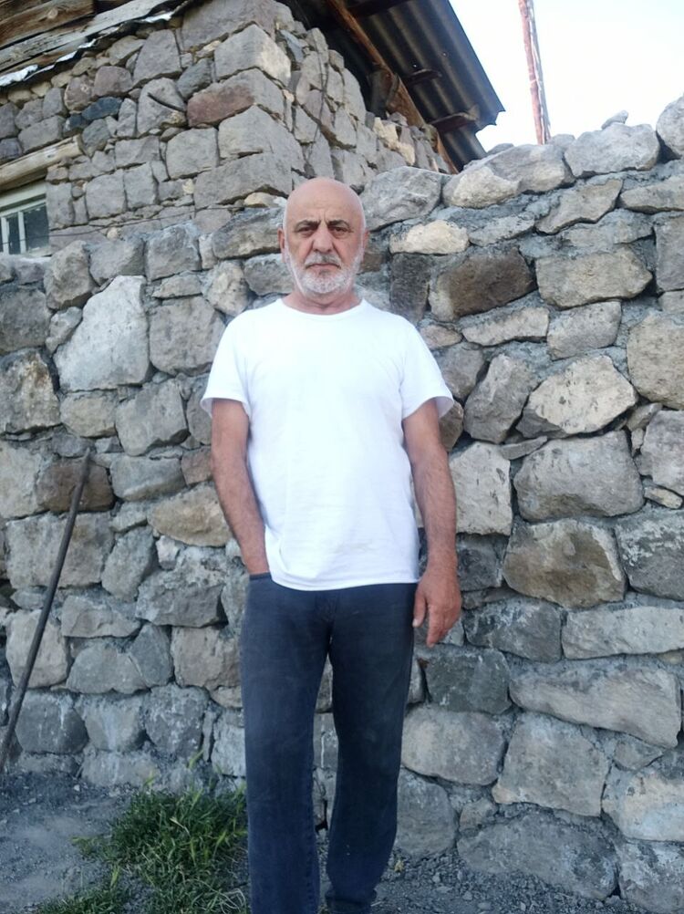  51694168  Aram, 55 ,    