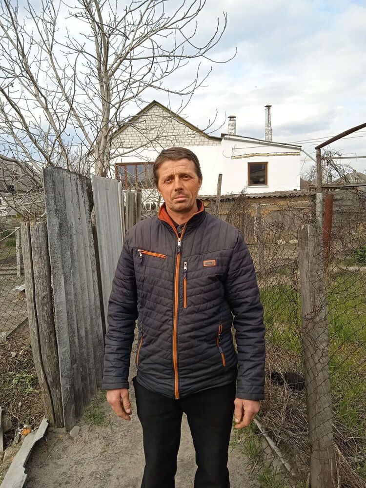  ,   Vitaliy, 50 ,   ,   