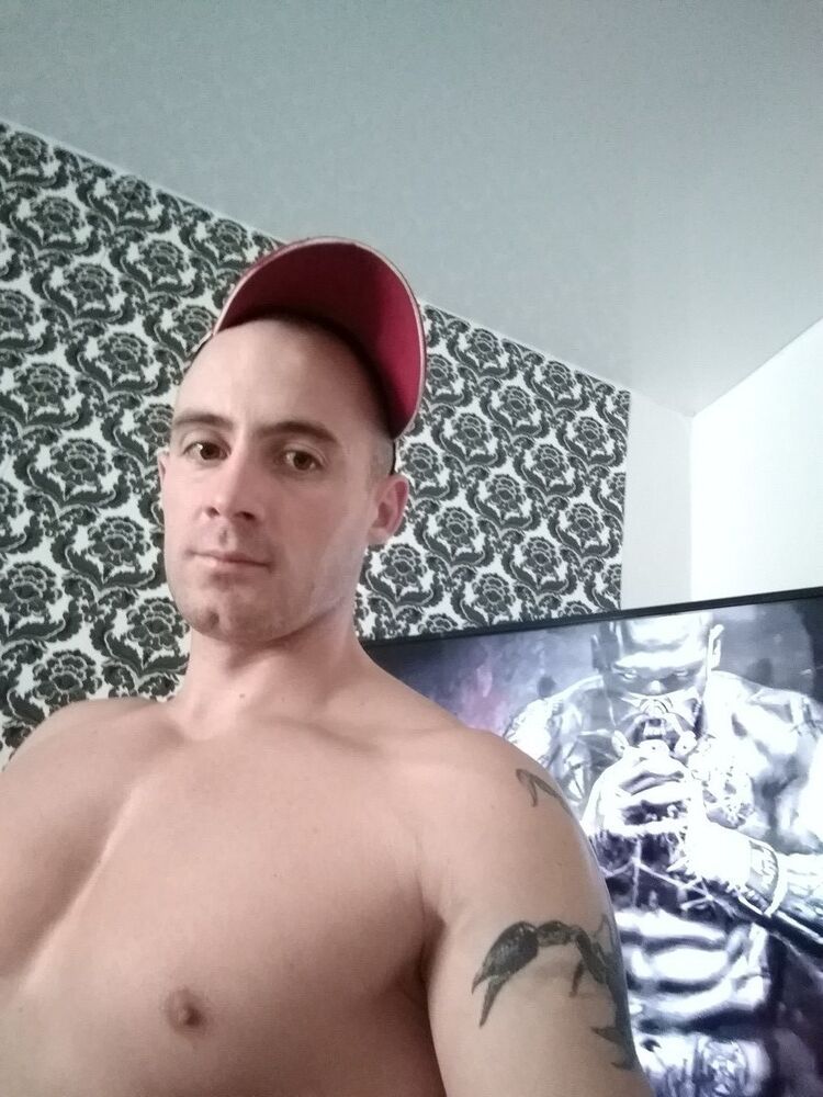  ,   Sergei, 39 ,     , c 
