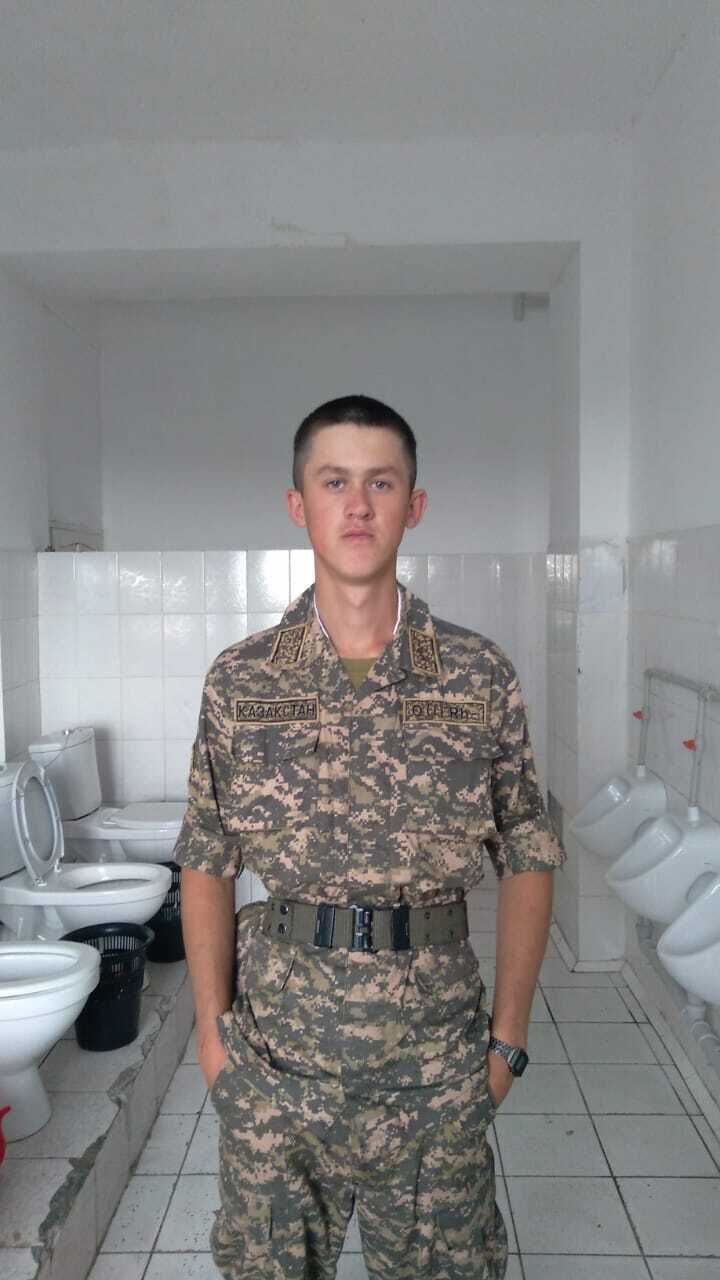  42964028  , 22 ,    