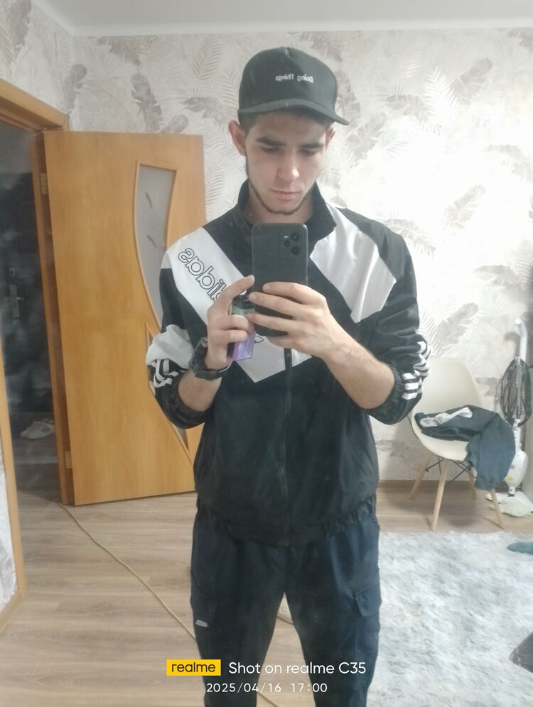  53334348  , 19 ,    --