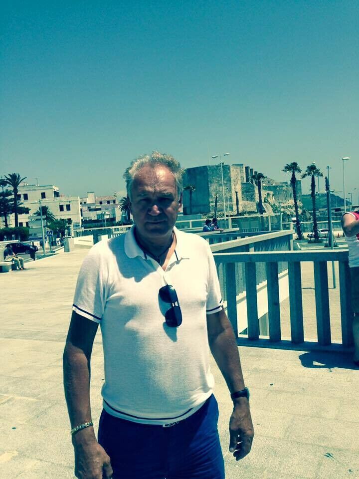 20516028  BekhanChenko, 68 ,    