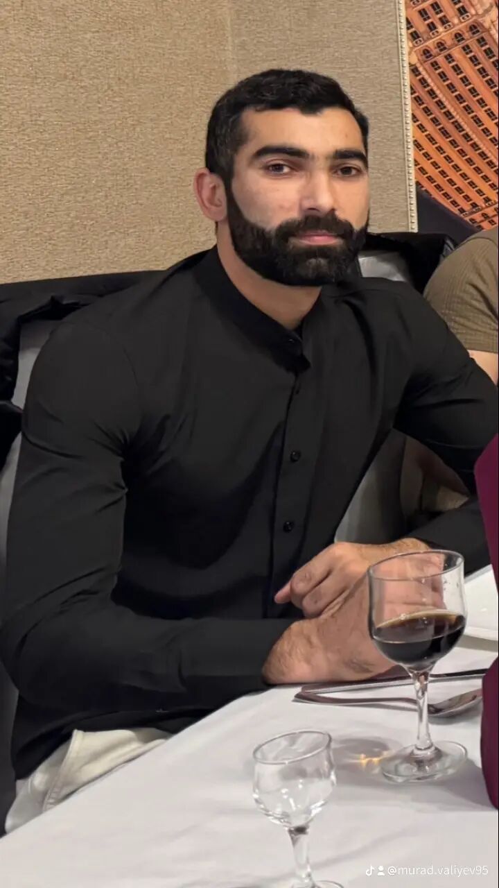  53388048  Murad, 30 ,    