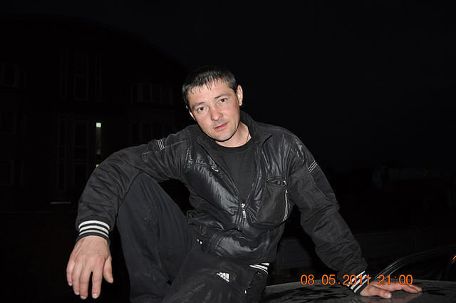  8826418  Roman, 52 ,    