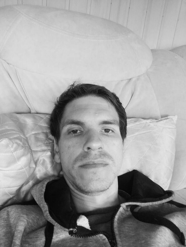  45232788  , 39 ,    