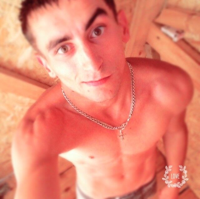  ,   Vasya, 32 ,   