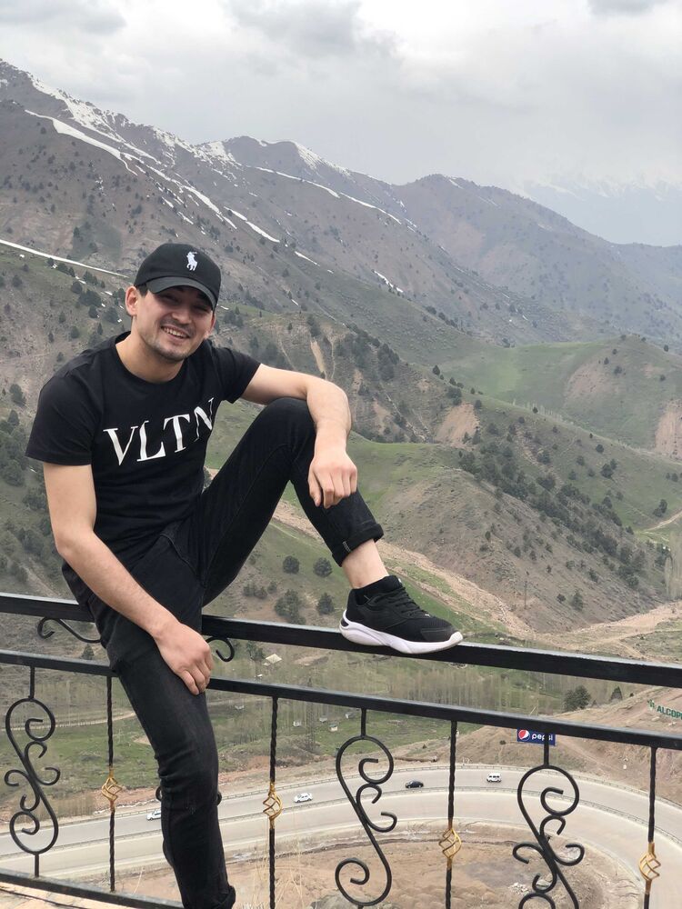  ,   Ali, 24 ,   ,   