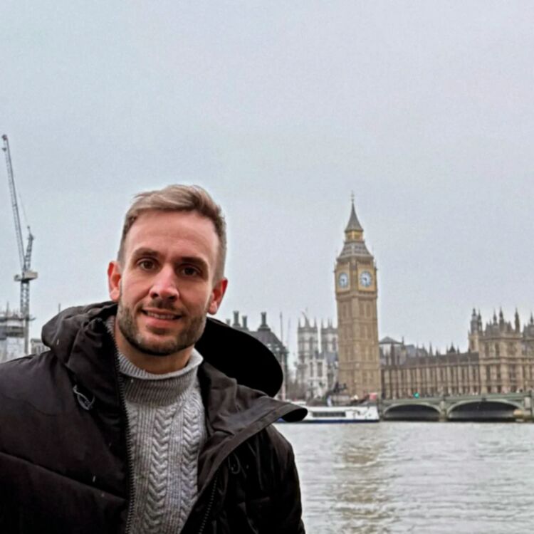  54711418  , 41 ,    -