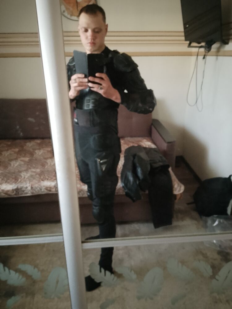  42970498  , 29 ,    