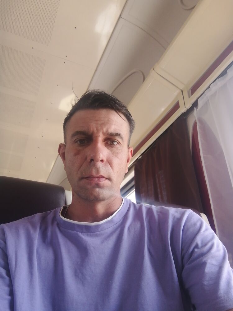  46303578  , 41 ,    