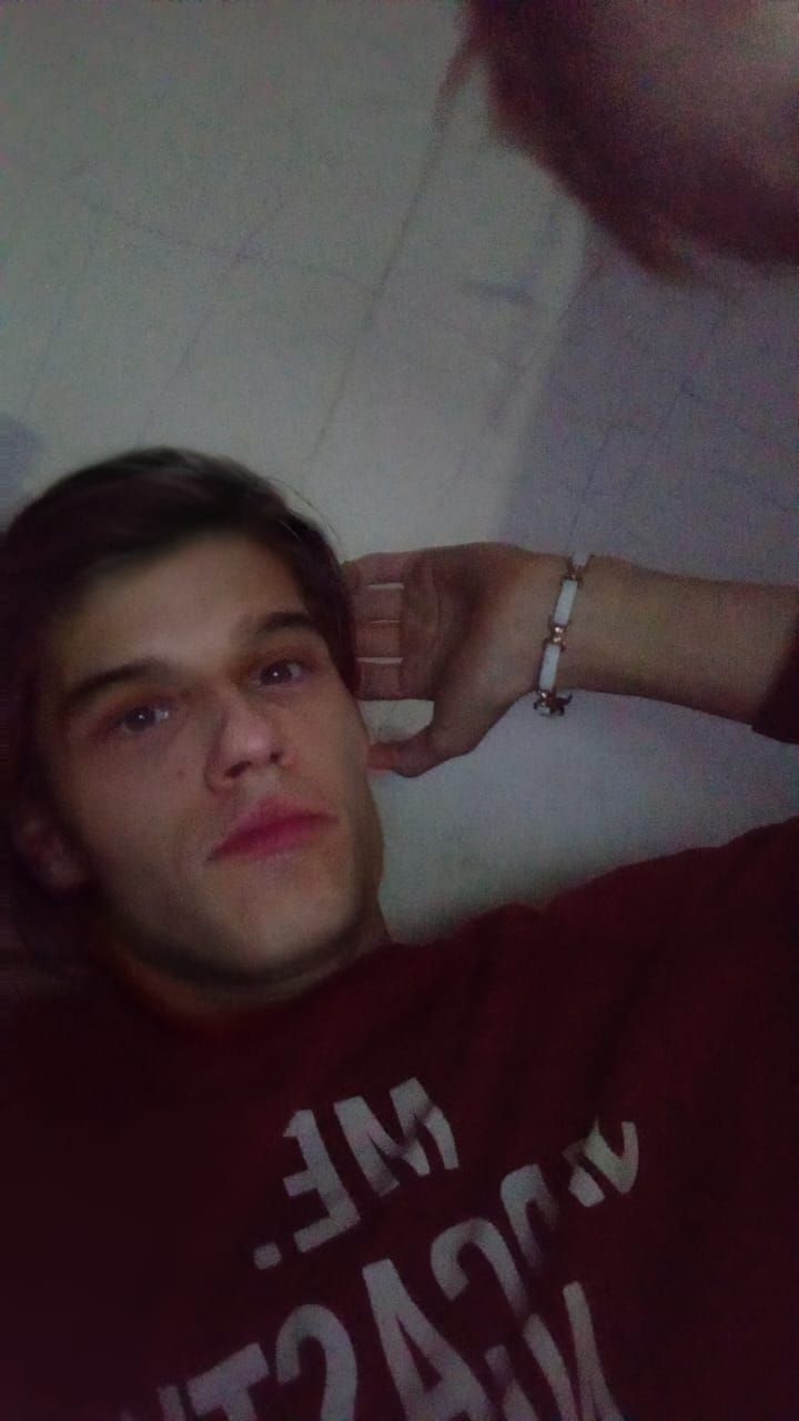  48455608  , 19 ,    