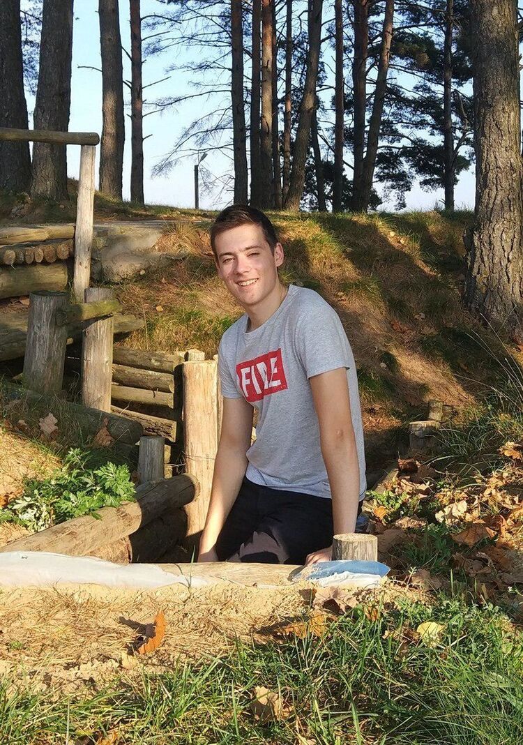  18157198  Egor, 24 ,    