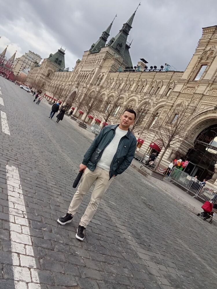  Utopia,   , 30 ,   ,   