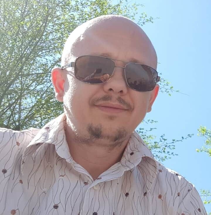  ,   Ihor, 42 ,   ,   , c 
