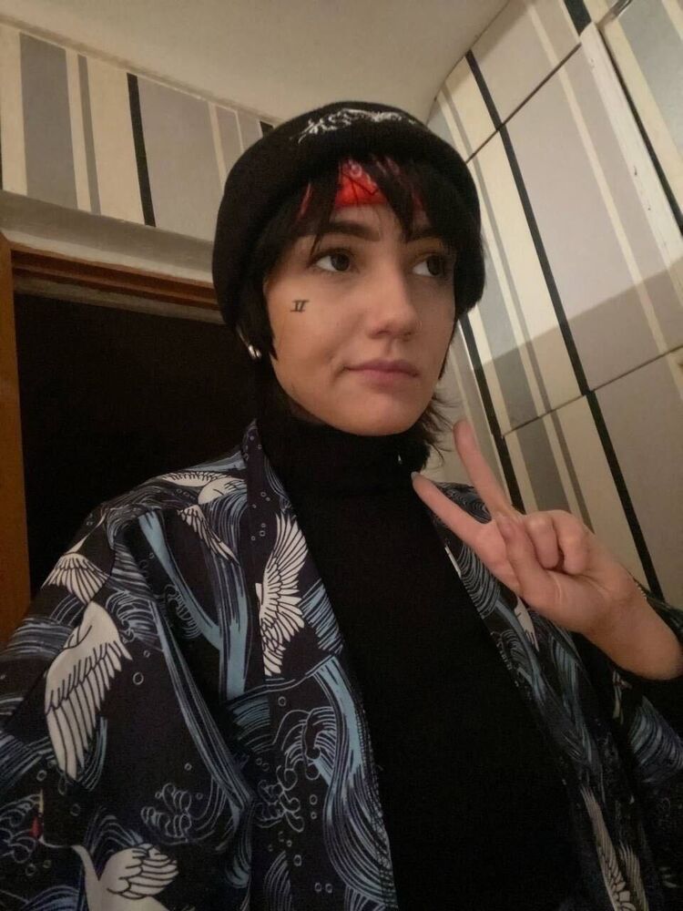  40774568  , 23 ,    --