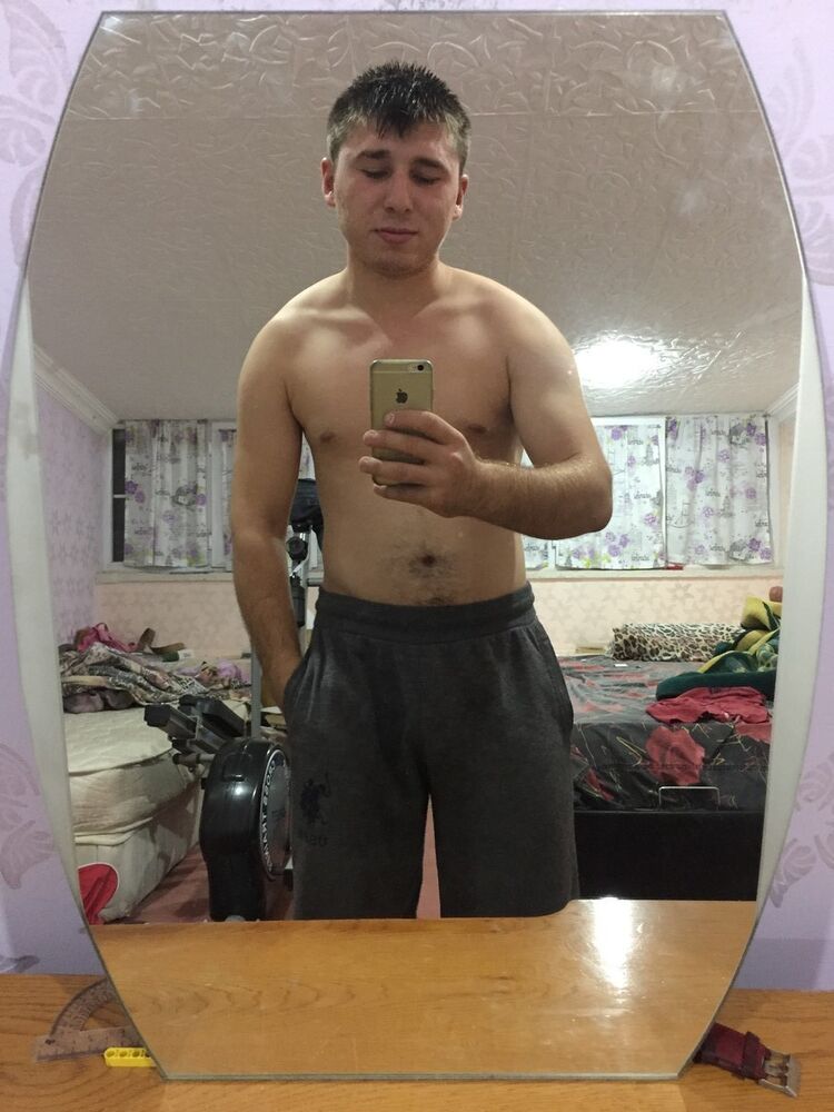  Kadikoy,   Selim, 27 ,   