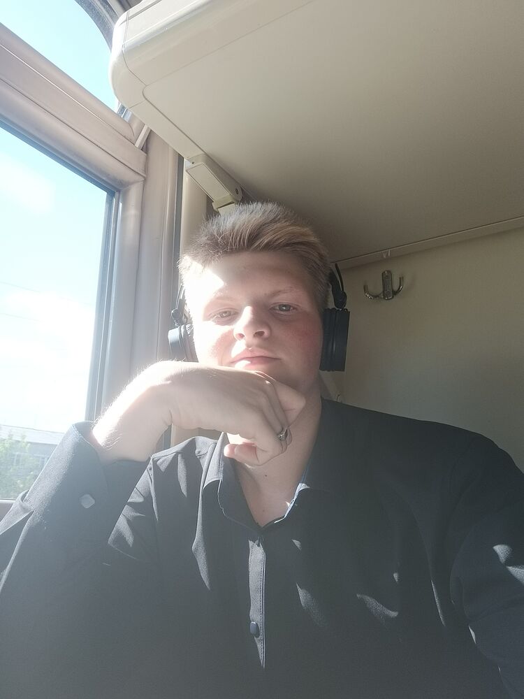  37580818  , 19 ,    