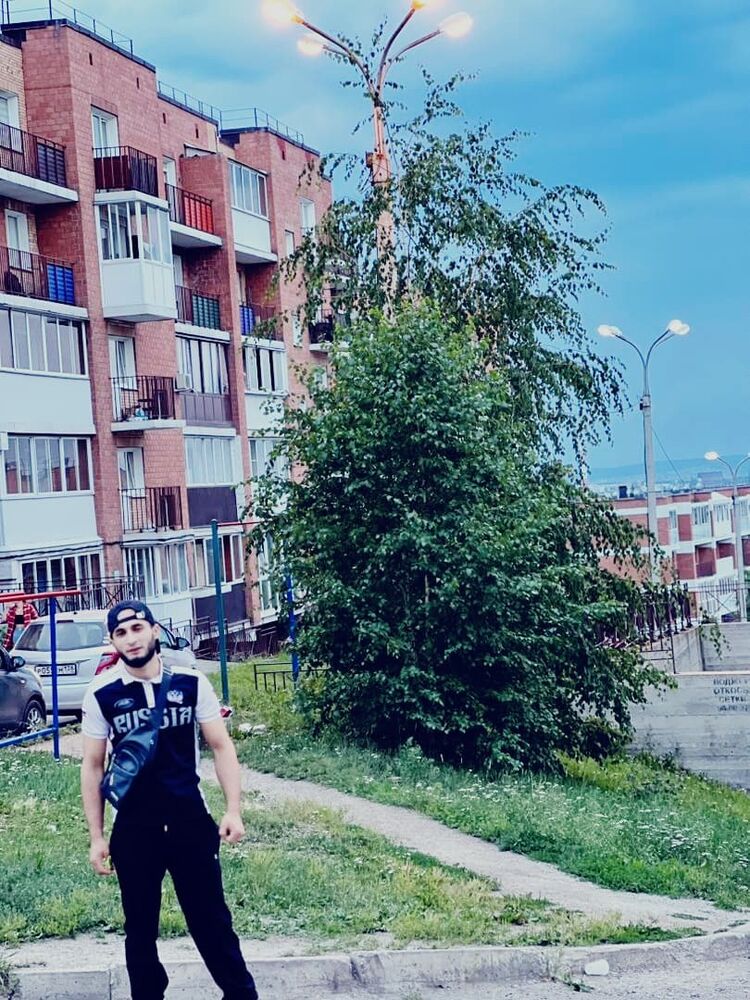  52929758  Doston, 25 ,    