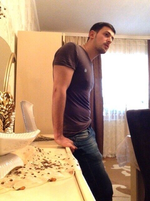  ,   Ruslik, 36 ,   