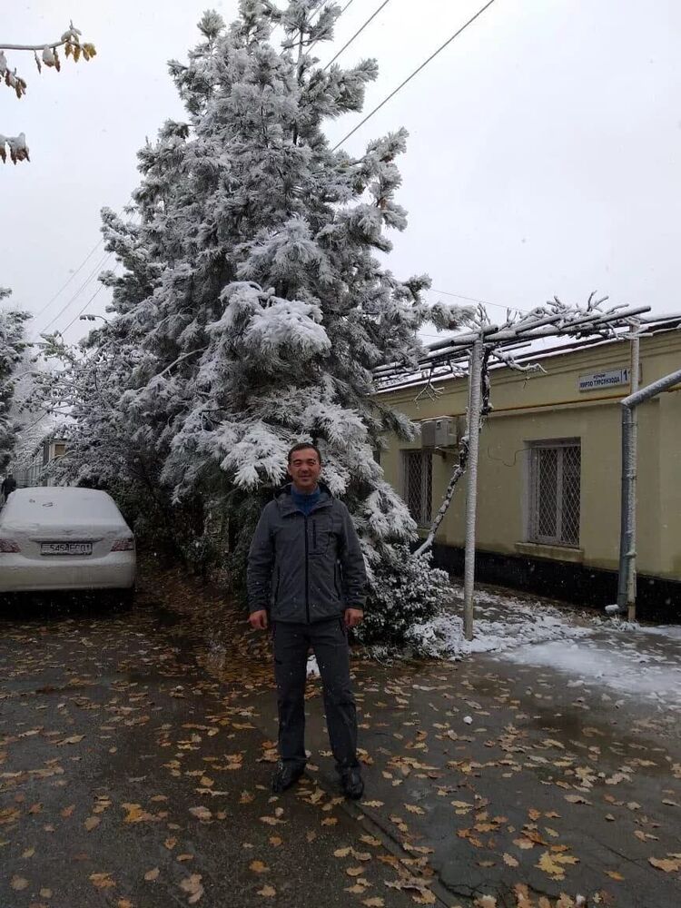  26074508  Faridun, 43 ,    