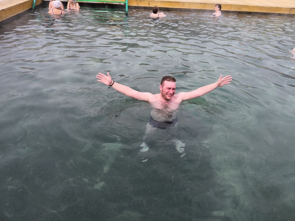  43824758  Vasily, 33 ,    