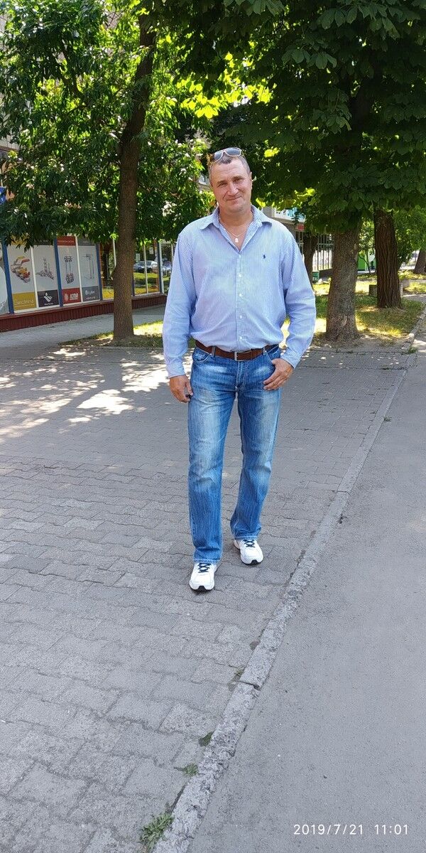  ,   Anatolii, 45 ,   ,   , c 