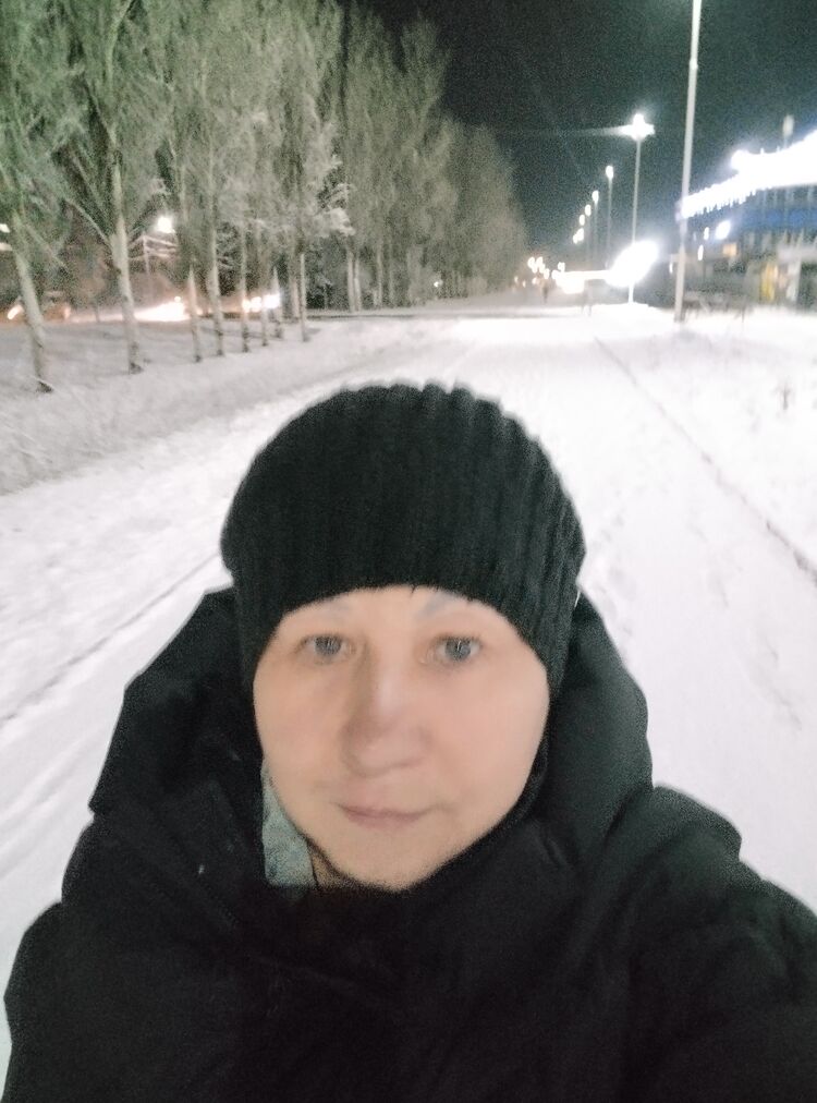  49301888  Liliya, 50 ,    