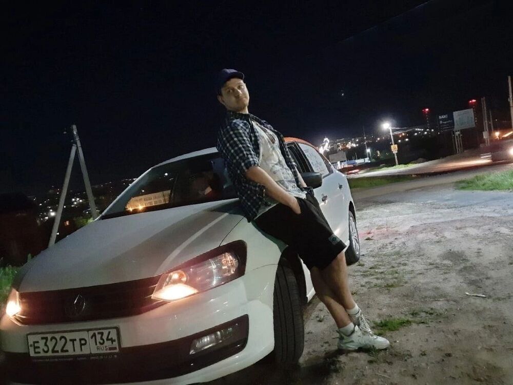  46425638  , 27 ,    