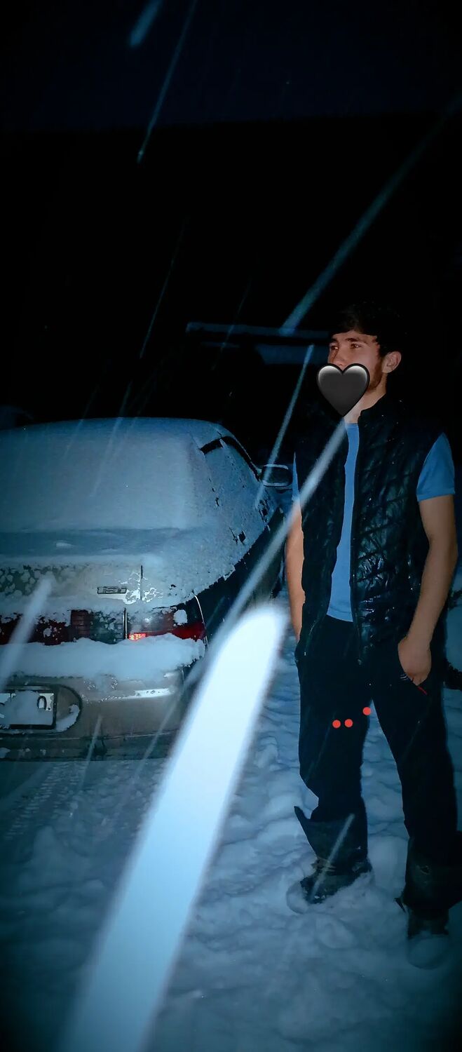  39630918  Shexroz, 25 ,    