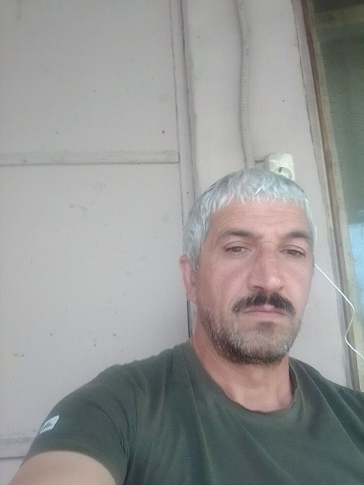  35994788  Ali, 47 ,    